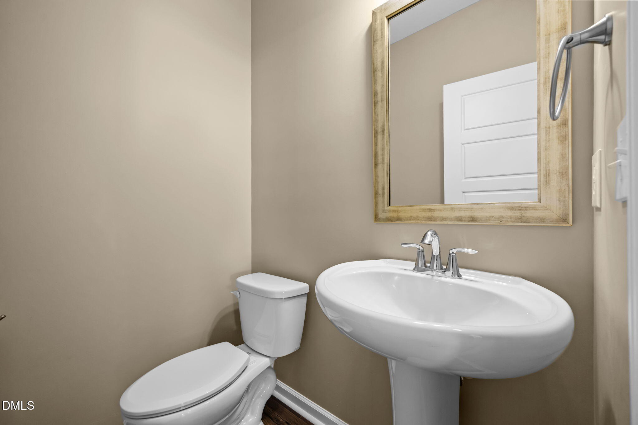 1142 Metropolitan Drive Durham, NC 27713 - Photo 17 of 43 36-web-or-mls-IMG_1665