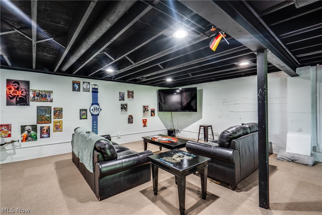2295 Woodpark Road Akron, OH 44333 - Photo 33 of 40 Gallery Image 33