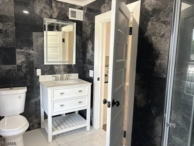 $5,000 | 153 Main St River, South River, NJ 08882