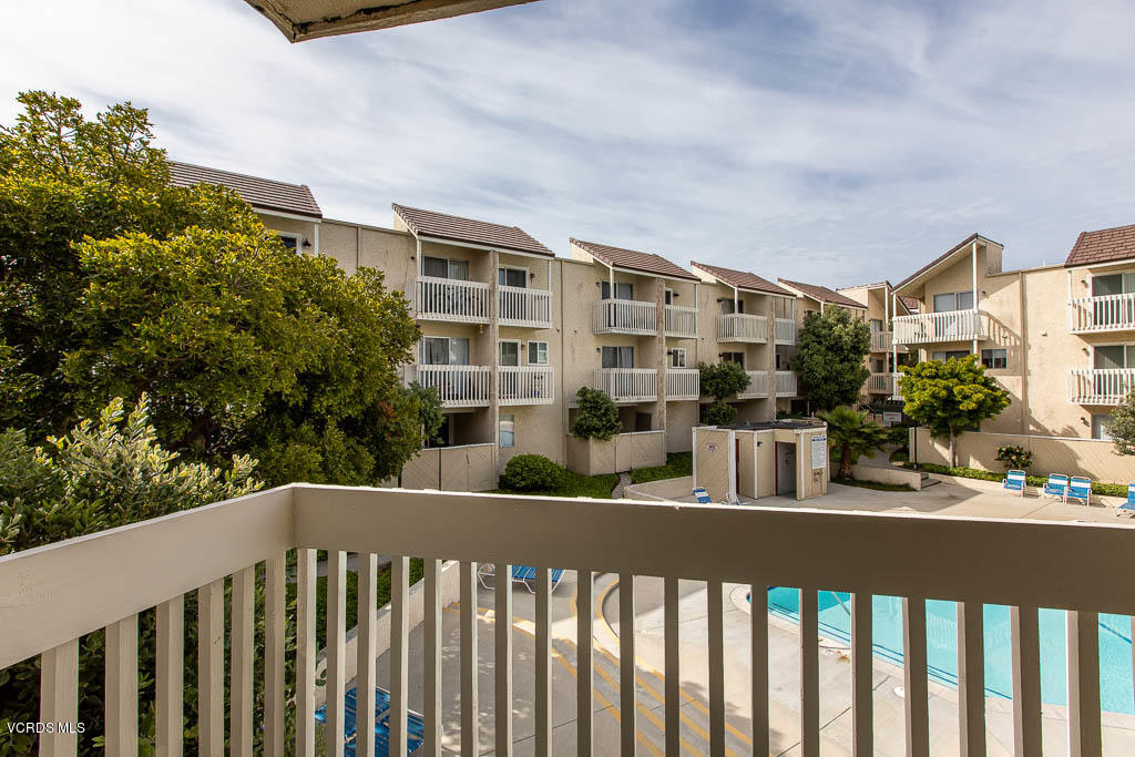 209 South Ventura Road, Unit 31 Port Hueneme, CA 93041 - Photo 23 of 41 a balcony view with city view