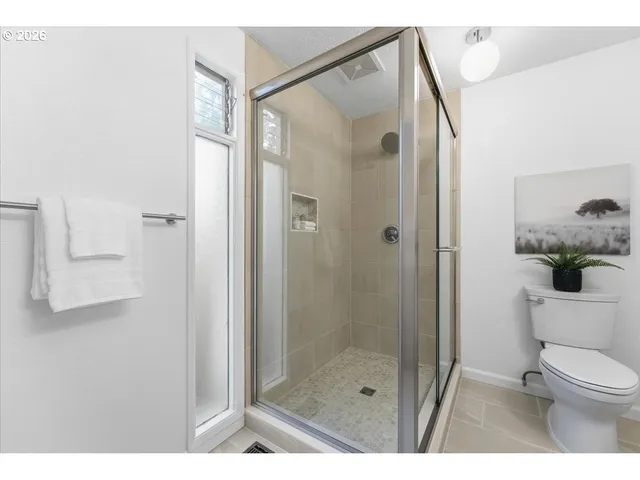 $599,000 | 14825 Southwest Village Lane, Beaverton, OR 97007