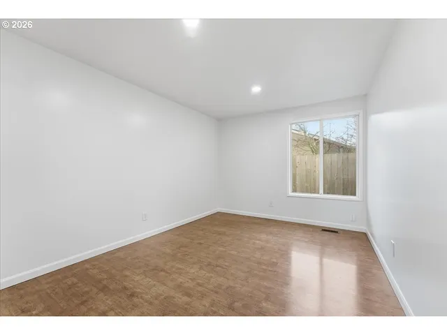 $599,000 | 14825 Southwest Village Lane, Beaverton, OR 97007