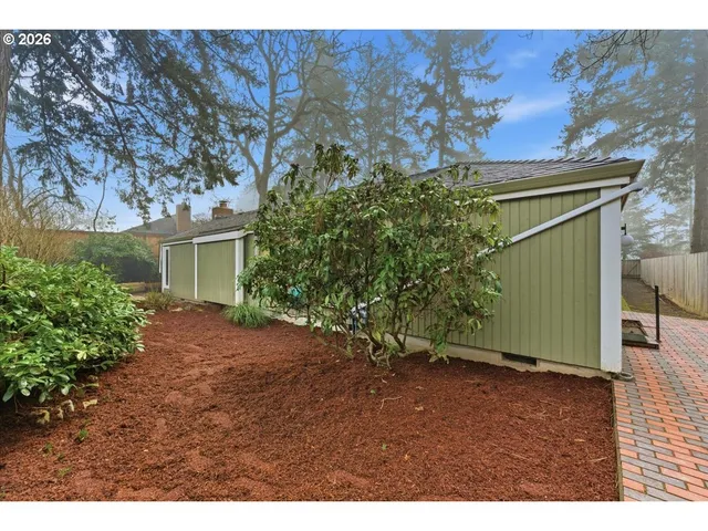 $599,000 | 14825 Southwest Village Lane, Beaverton, OR 97007