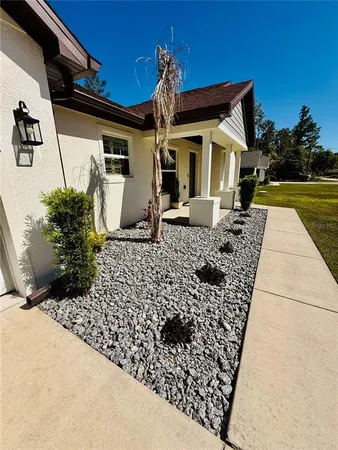 $2,100 | 13486 English Sparrow Road, Weeki Wachee, FL 34614