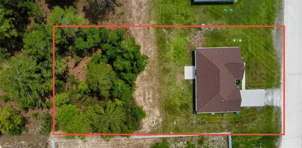 $2,100 | 13486 English Sparrow Road, Weeki Wachee, FL 34614