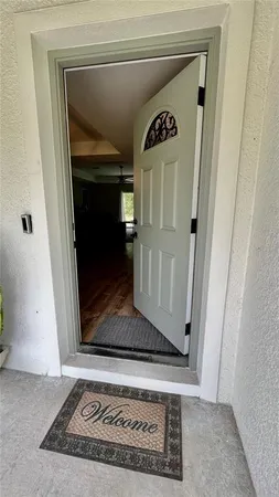$2,100 | 13486 English Sparrow Road, Weeki Wachee, FL 34614