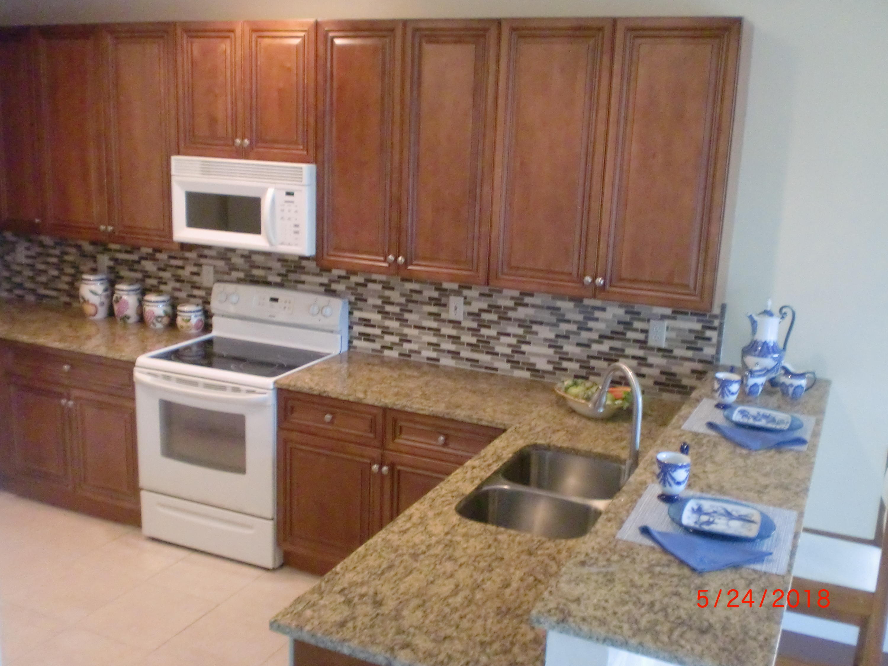 12095 Sunset Point Circle Wellington, FL 33414 - Photo 5 of 29 Kitchen
