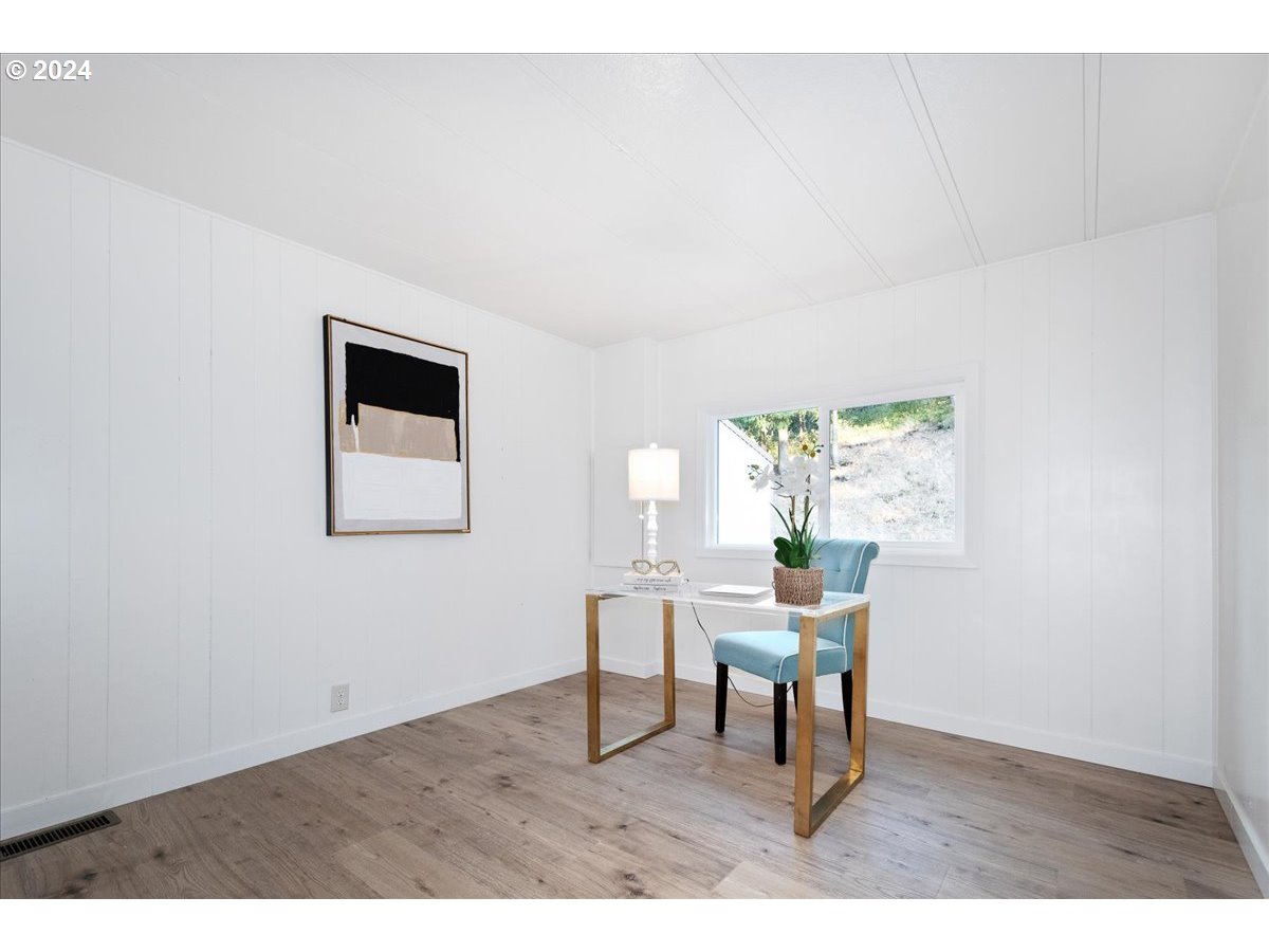 6675 Halliburton Road The Dalles, OR 97058 - Photo 32 of 44 Gallery Image 32