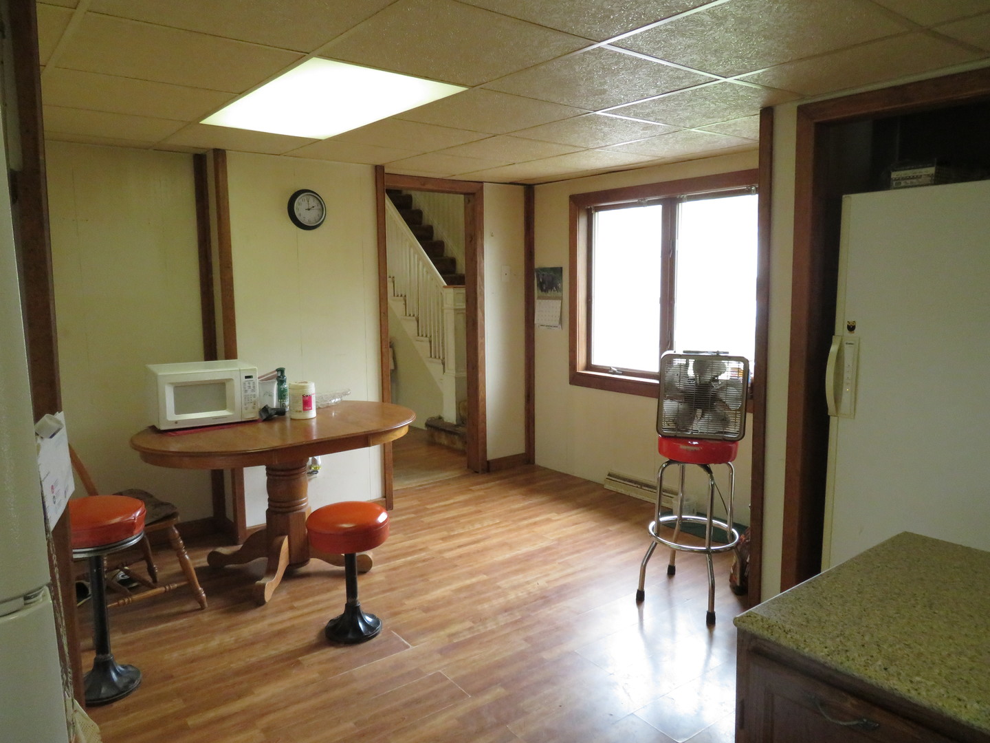 260 West Southmor Road Morris, IL 60450 - Photo 14 of 35 a view of a workspace with furniture and a window