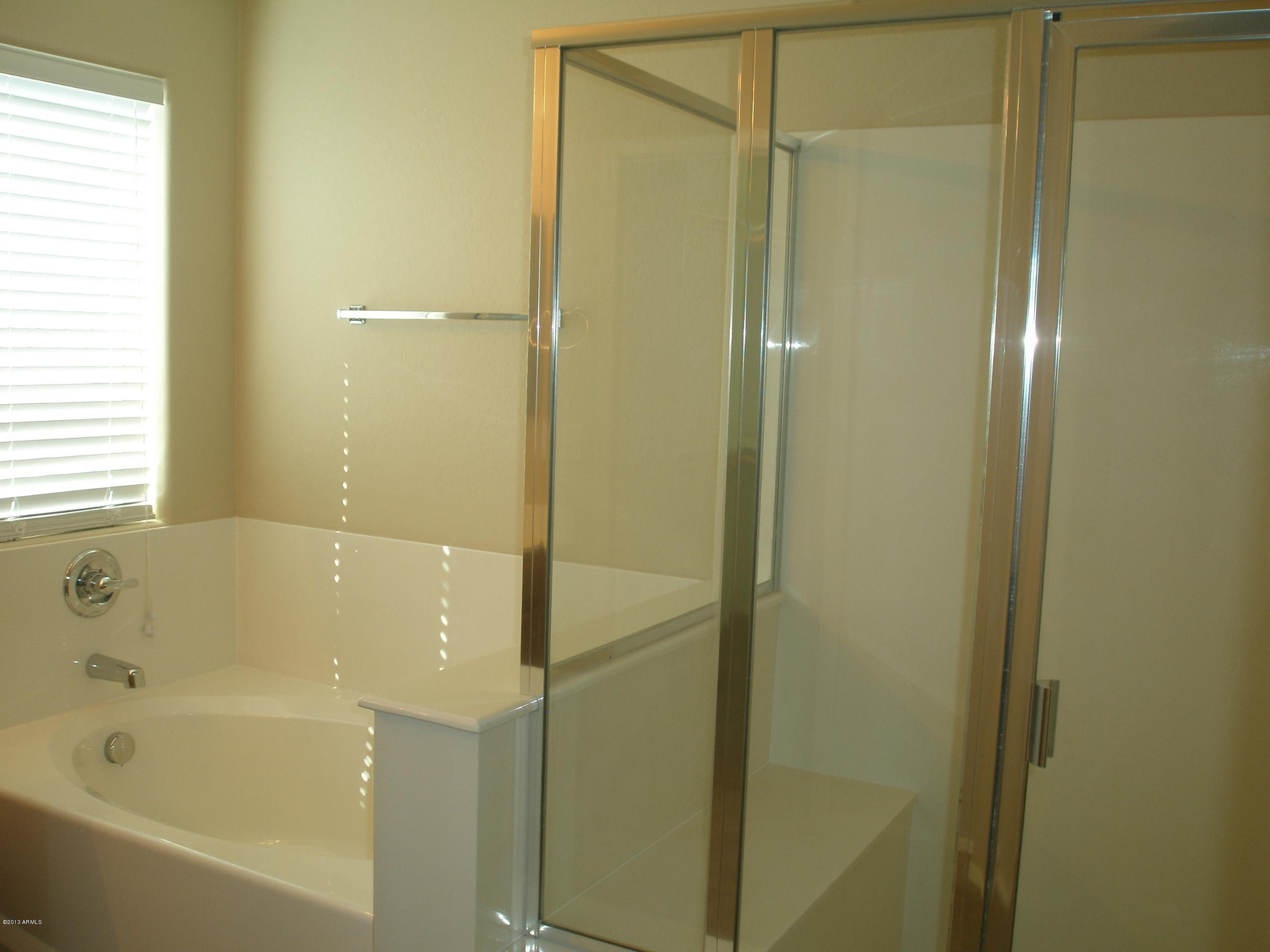 2558 West Gaby Road Phoenix, AZ 85041 - Photo 29 of 57 P1010043