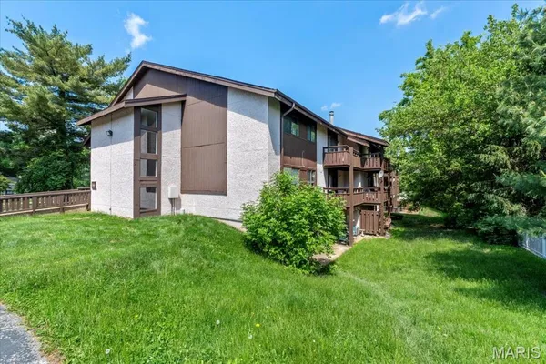 $134,000 | 1380 Heritage Landing, Unit 307, St. Charles, MO 63303