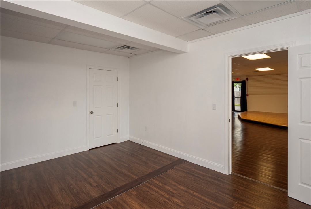 413 High Street Bristol, RI 02809 - Photo 14 of 35