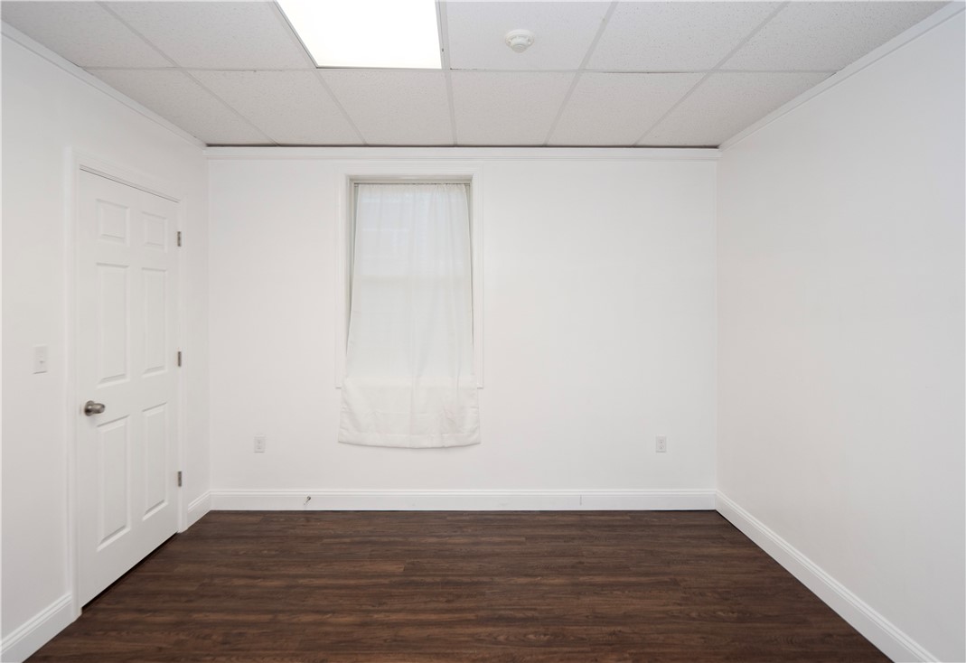 413 High Street Bristol, RI 02809 - Photo 20 of 33