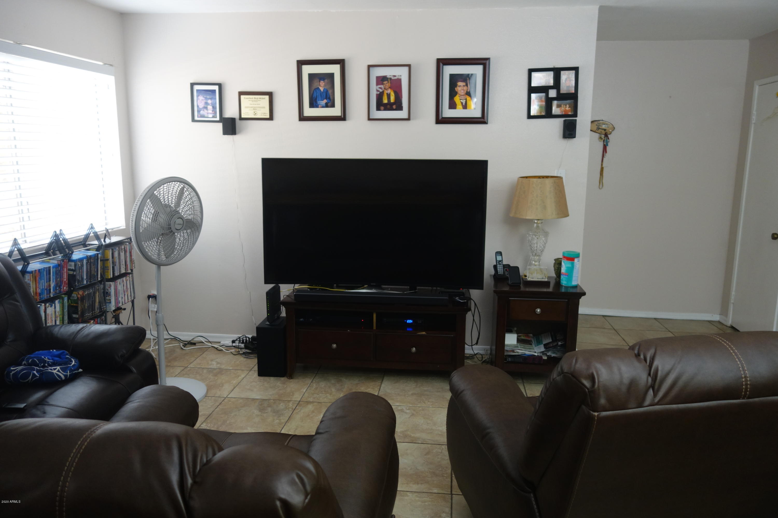 5525 East Thomas Road, Unit L2 Phoenix, AZ 85018 - Photo 2 of 7 DSC05773