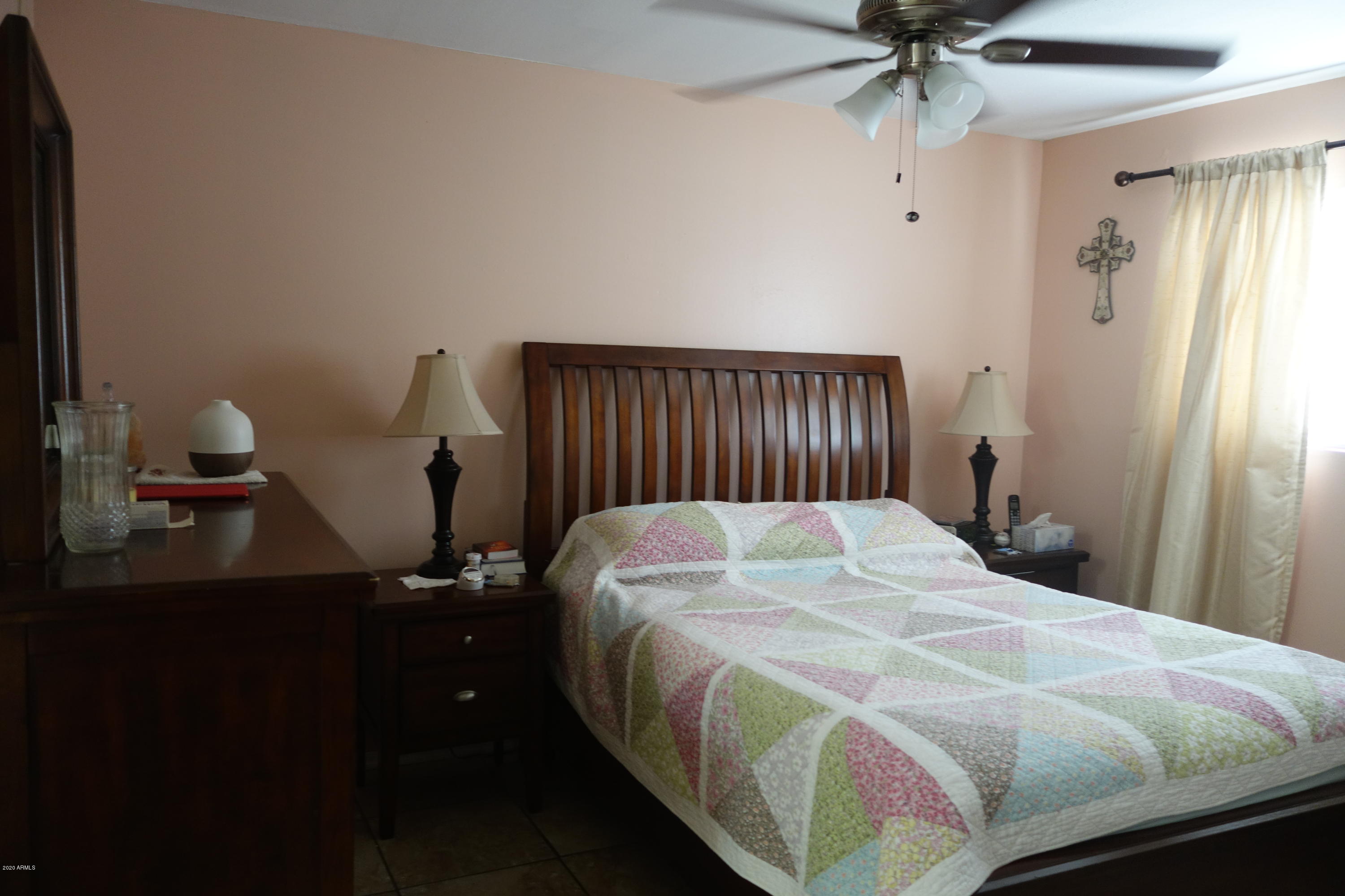 5525 East Thomas Road, Unit L2 Phoenix, AZ 85018 - Photo 5 of 7 DSC05775