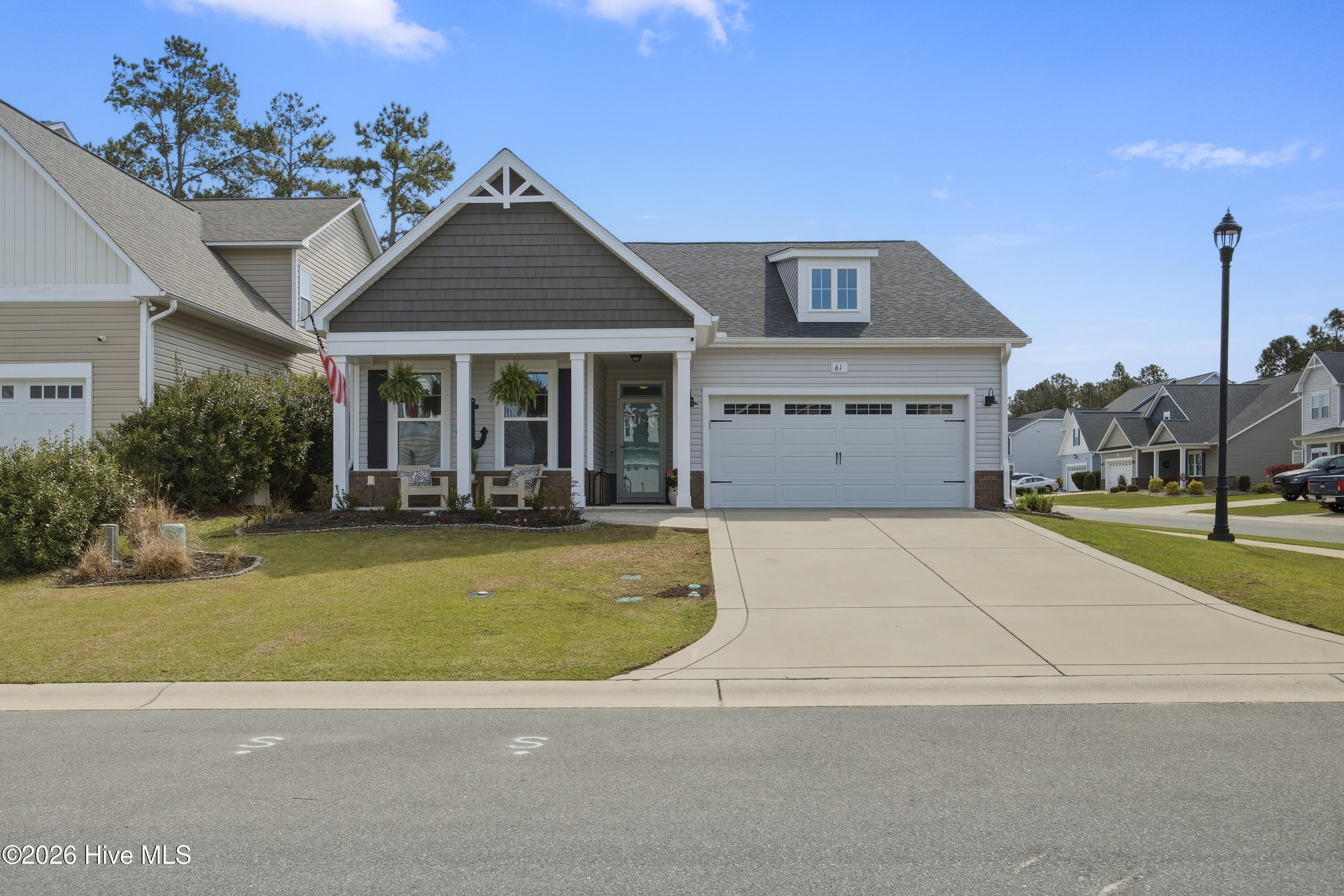 61 Chickadee Way Hampstead, NC 28443 - Photo 4 of 55 61 Chickadee Way