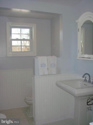 2971 Rectortown Road Marshall, VA 20115 - Photo 12 of 18 En-suite with bedroom #1
