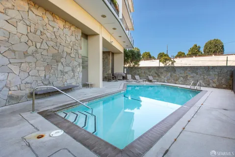 $459,000 | 1050 North Point Street, Unit 405, San Francisco, CA 94109