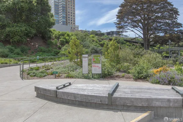 $459,000 | 1050 North Point Street, Unit 405, San Francisco, CA 94109