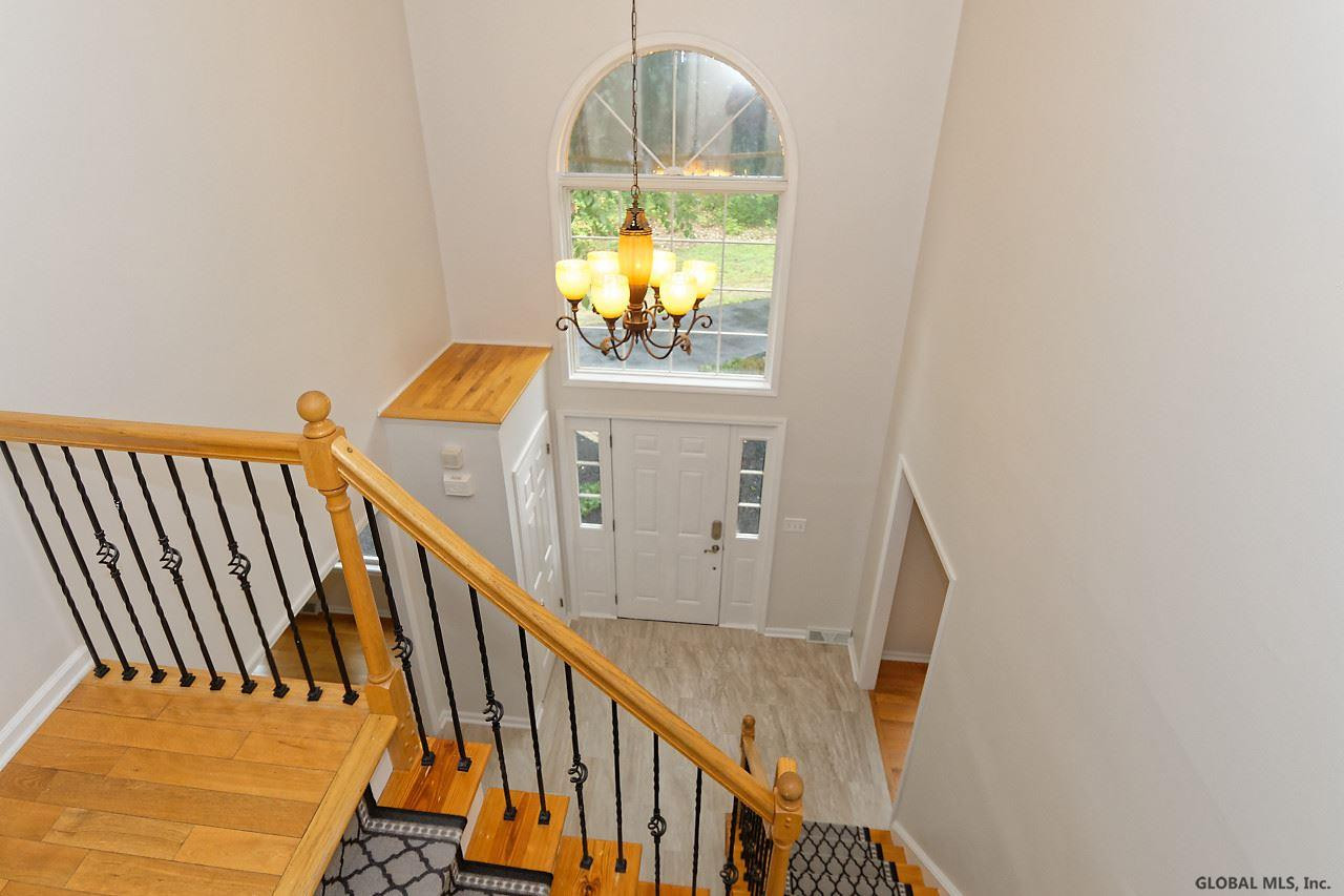 191 Maxwell Road Latham, NY 12110 - Photo 23 of 43 Photo 23