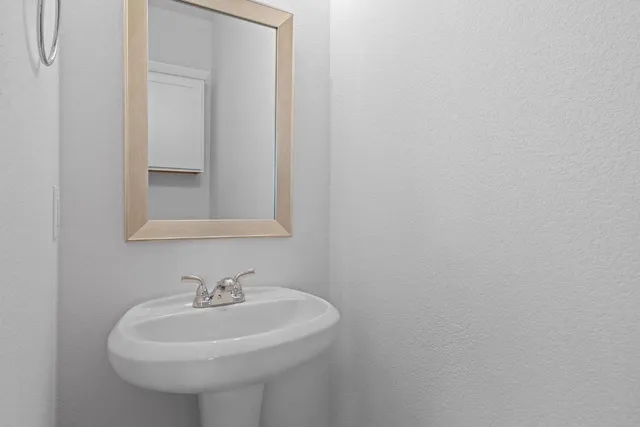 $367,990 | 2212 B Cornfield Drive, Pflugerville, TX 78660