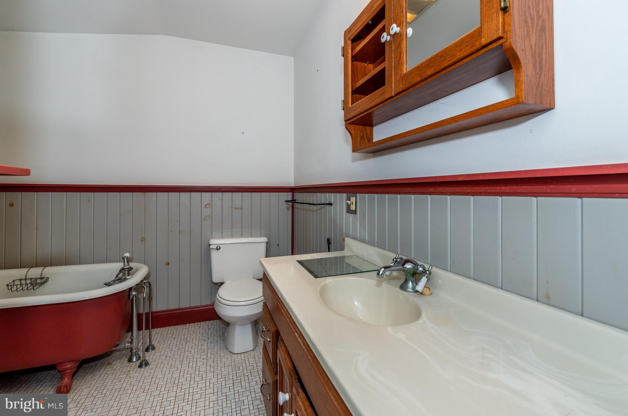 554 Abbeyville Road Lancaster, PA 17603 - Photo 13 of 29 Bedroom 3 Bath