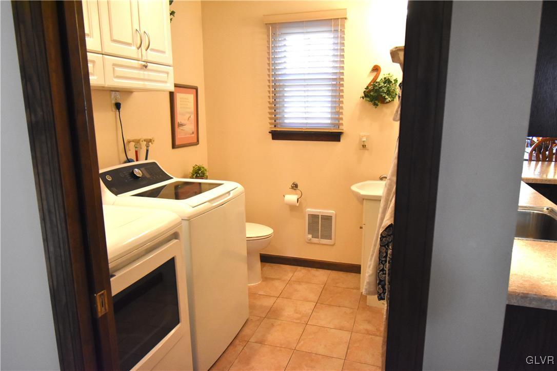 325 Spring Valley Road Easton, PA 18042 - Photo 13 of 37 Gallery Image 13