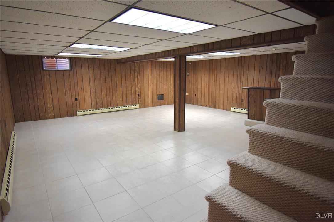 325 Spring Valley Road Easton, PA 18042 - Photo 24 of 37 Gallery Image 24