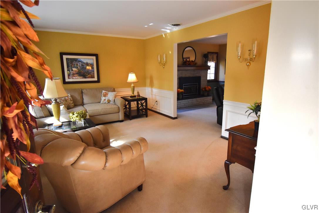 325 Spring Valley Road Easton, PA 18042 - Photo 6 of 37 Gallery Image 6