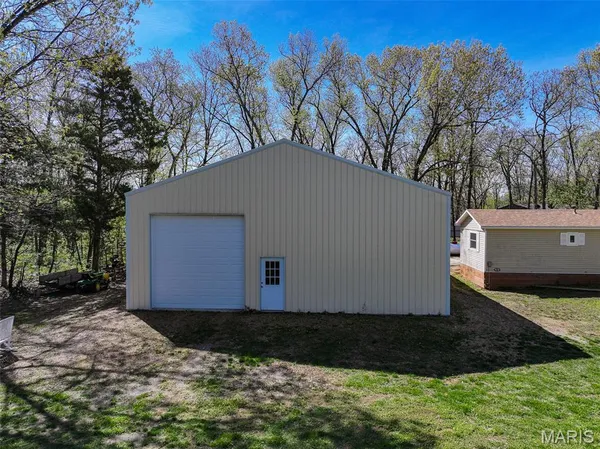 $265,000 | 1297 Southeast 879 Pvt Road, Deepwater, MO 64740