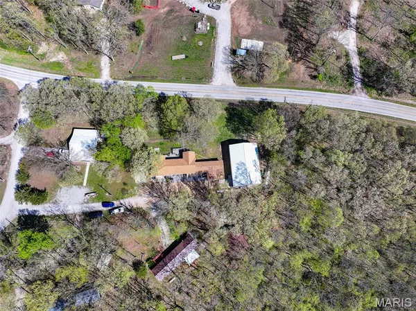 $265,000 | 1297 Southeast 879 Pvt Road, Deepwater, MO 64740