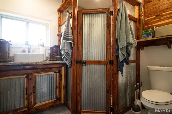 $265,000 | 1297 Southeast 879 Pvt Road, Deepwater, MO 64740