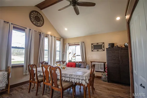 $265,000 | 1297 Southeast 879 Pvt Road, Deepwater, MO 64740