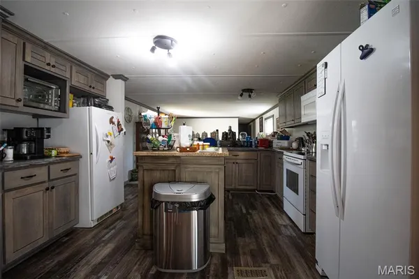 $265,000 | 1297 Southeast 879 Pvt Road, Deepwater, MO 64740