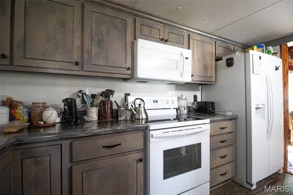 $265,000 | 1297 Southeast 879 Pvt Road, Deepwater, MO 64740