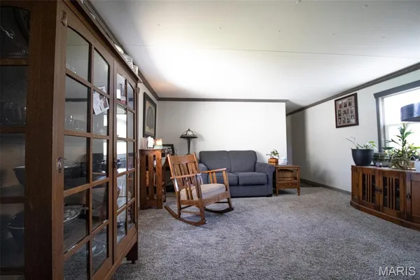 $265,000 | 1297 Southeast 879 Pvt Road, Deepwater, MO 64740