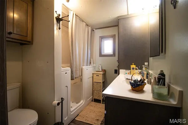 $265,000 | 1297 Southeast 879 Pvt Road, Deepwater, MO 64740