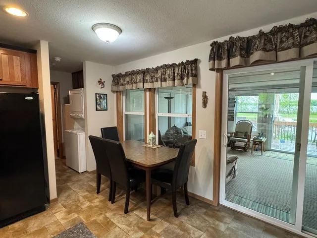 $284,000 | 39872 East Moose Lane, Wahkon, MN 56386