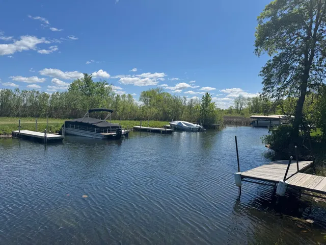 $284,000 | 39872 East Moose Lane, Wahkon, MN 56386