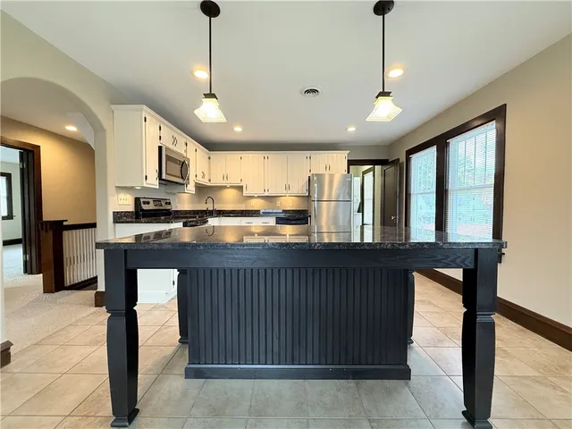 $1,600 | 161 B Oakwood Avenue, Unit A, Horseheads, NY 14903