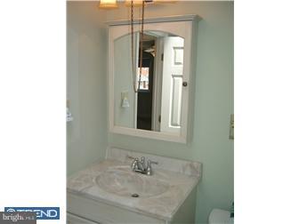 12742 Minden Road Philadelphia, PA 19154 - Photo 10 of 11
