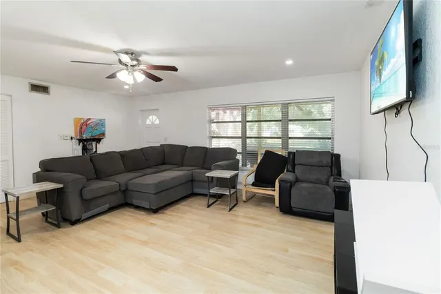 $340,000 | 118 Lake Minnie Drive, Sanford, FL 32773