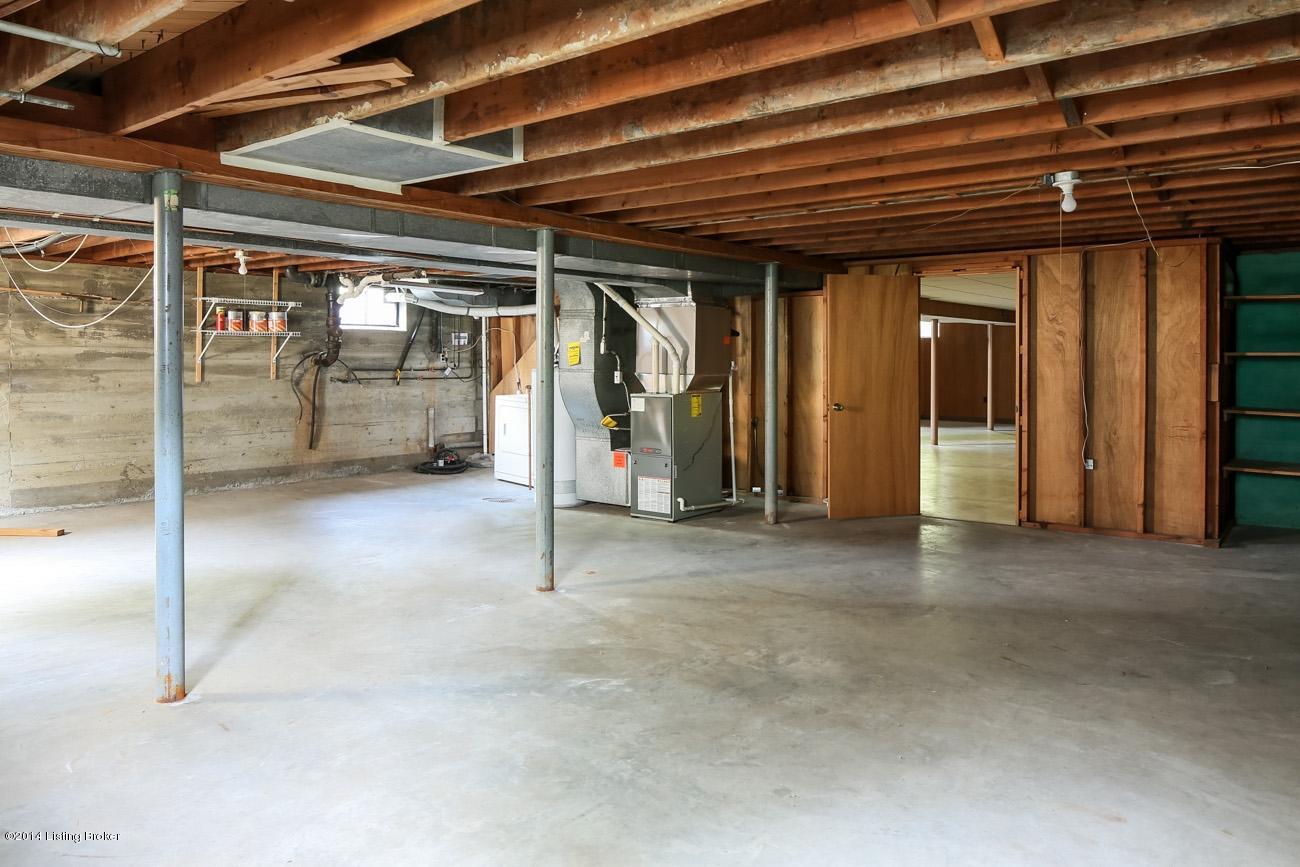 718 Wicklow Road Louisville, KY 40207 - Photo 25 of 27 25