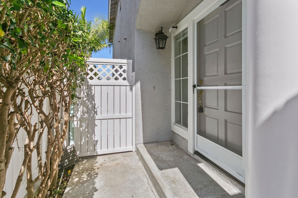 33696 Bridgehampton Drive Dana Point, CA 92629 - Photo 2 of 30