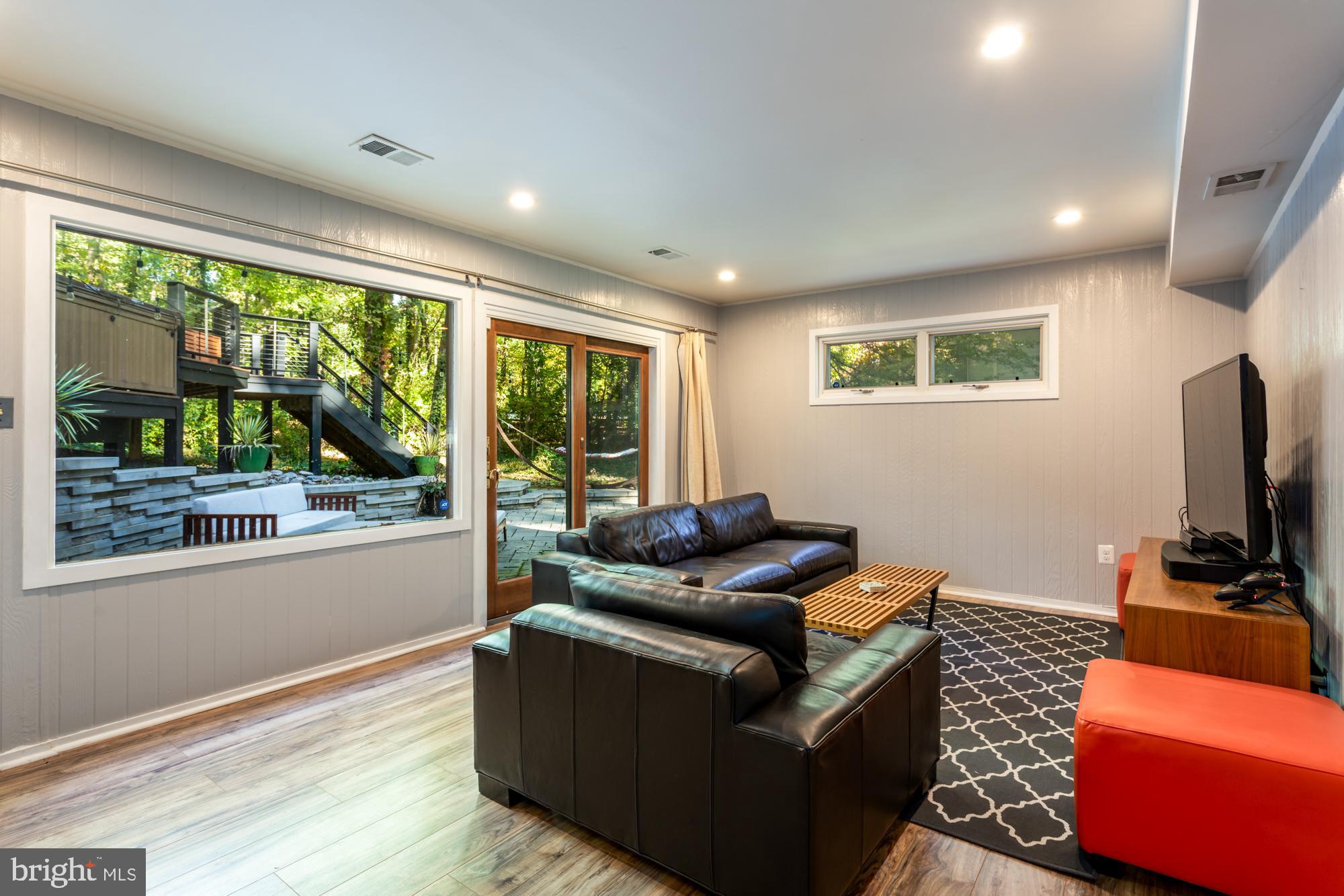 2413 Silver Fox Lane Reston, VA 20191 - Photo 14 of 77
