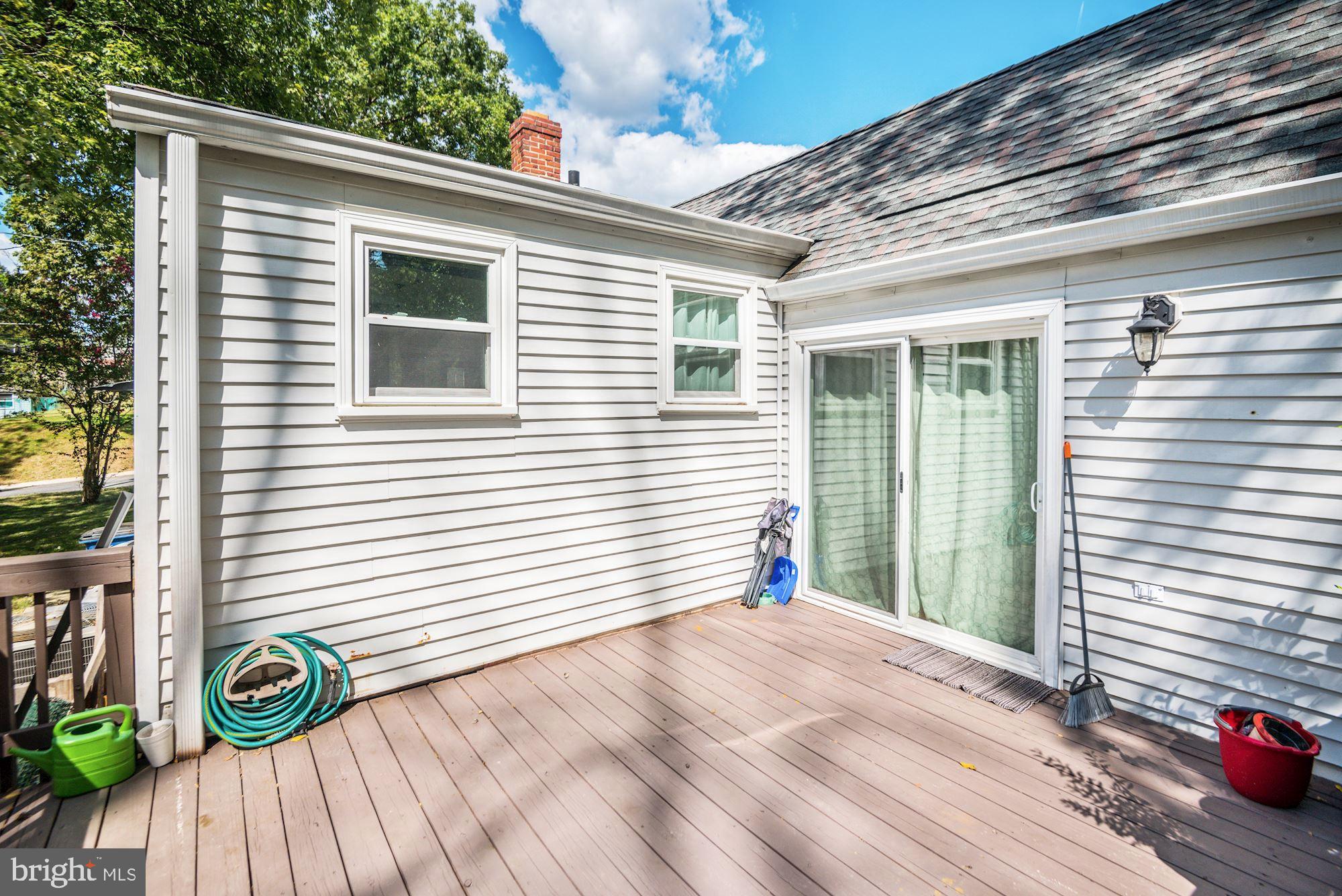 4514 Furman Road Rockville, MD 20853 - Photo 5 of 28 Gallery Image 5