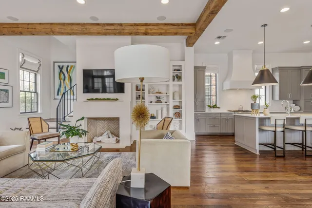 $775,000 | 1908 Glasgow Avenue, Baton Rouge, LA 70808