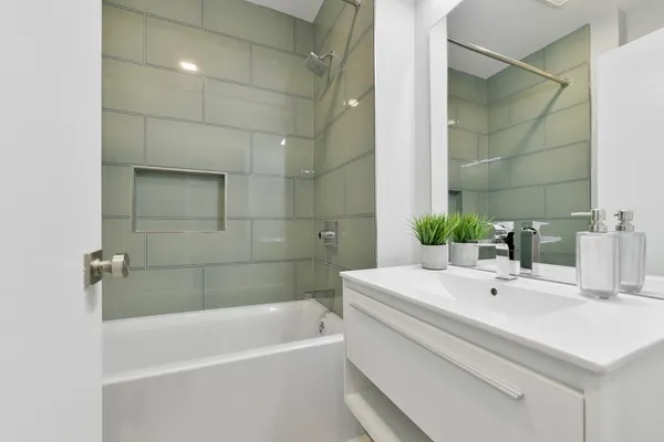$4,400 | 30 Lowell Street, Unit 30, Cambridge, MA 02138