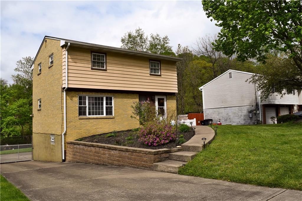 243 Stotler Road Pittsburgh, PA 15235 - Photo 1 of 18 Gallery Image 1