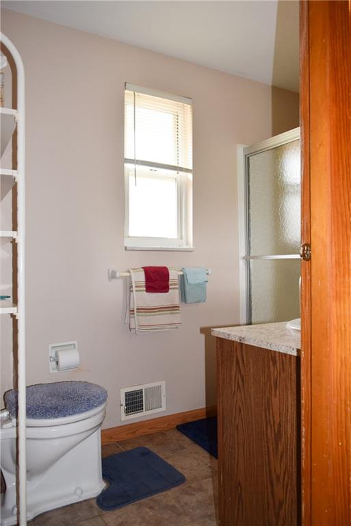 243 Stotler Road Pittsburgh, PA 15235 - Photo 11 of 18 Gallery Image 11